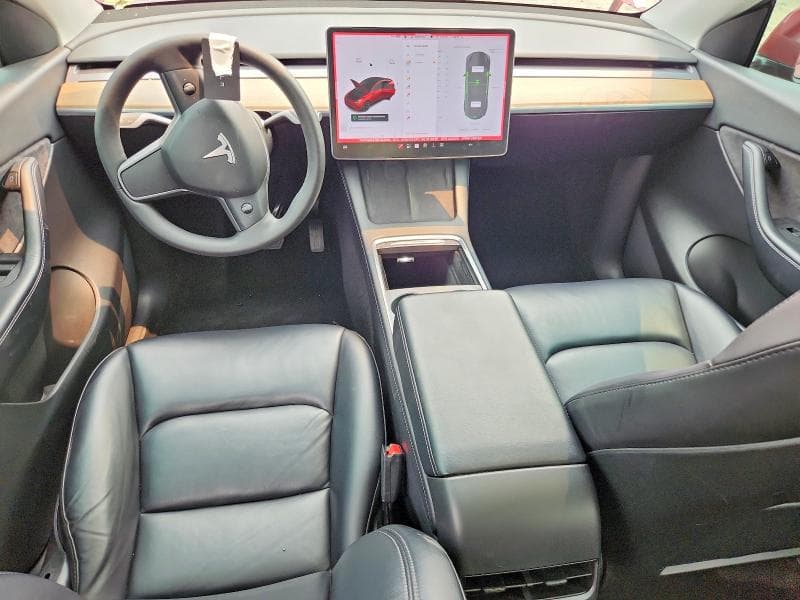 2022 TESLA MODEL Y 8