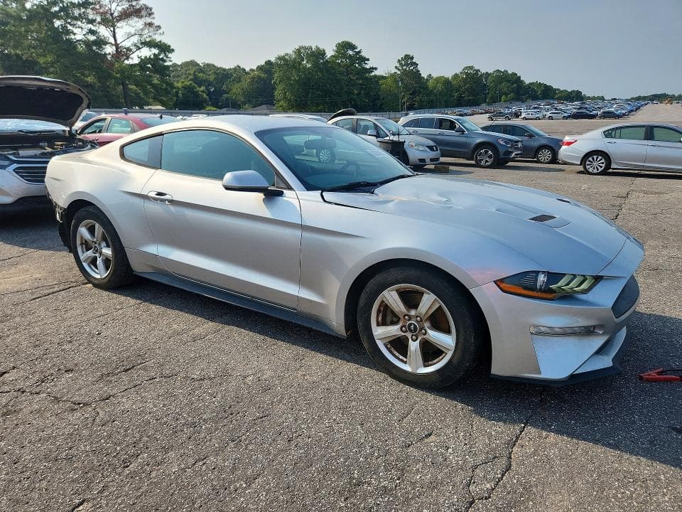 2018 FORD MUSTANG 4
