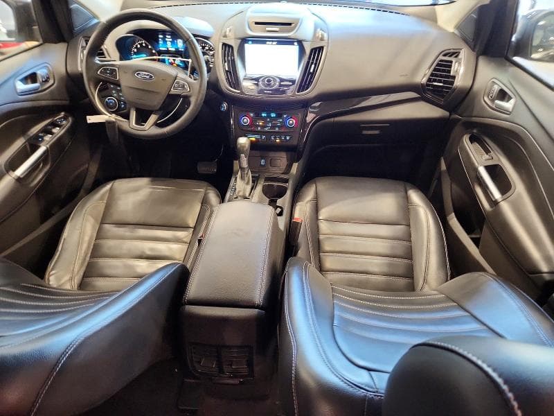 2017 FORD ESCAPE TITANIUM 8