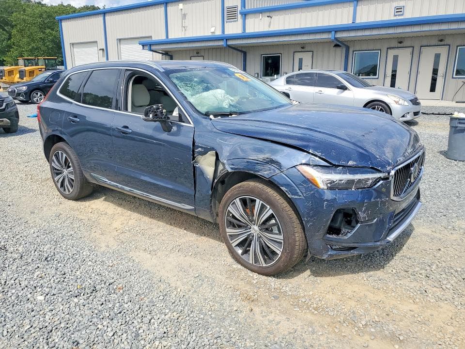2022 VOLVO XC60 B6 INSCRIPTION 4