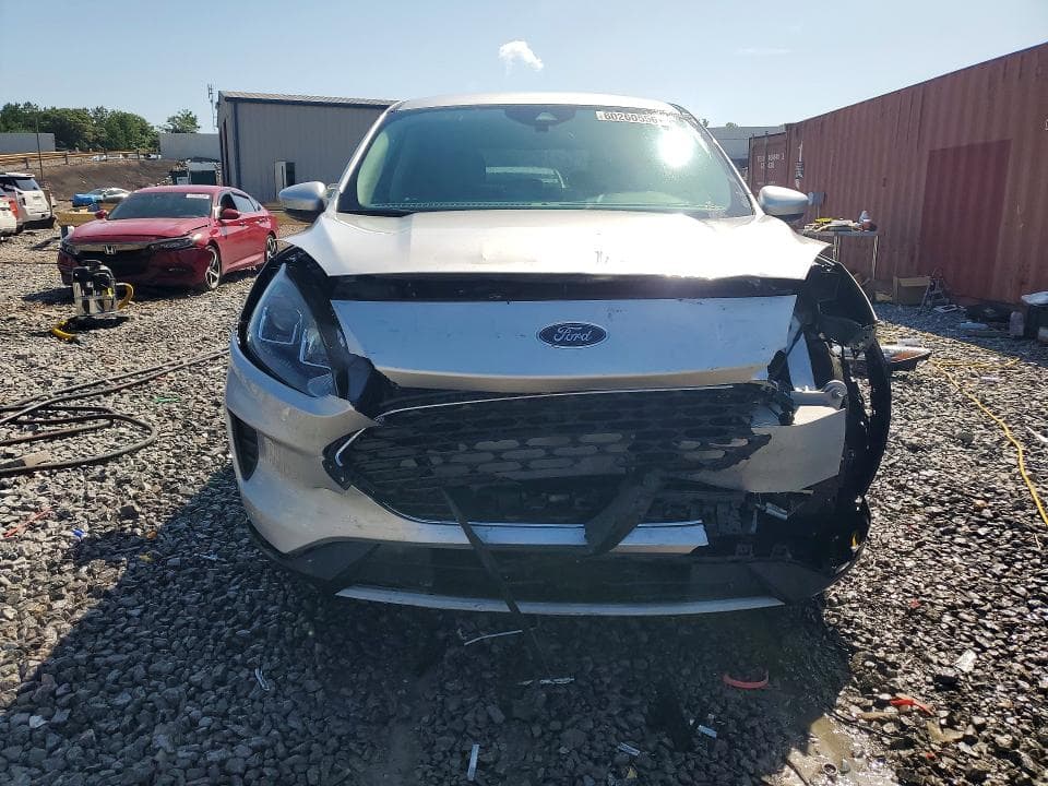 2020 FORD ESCAPE SE 5