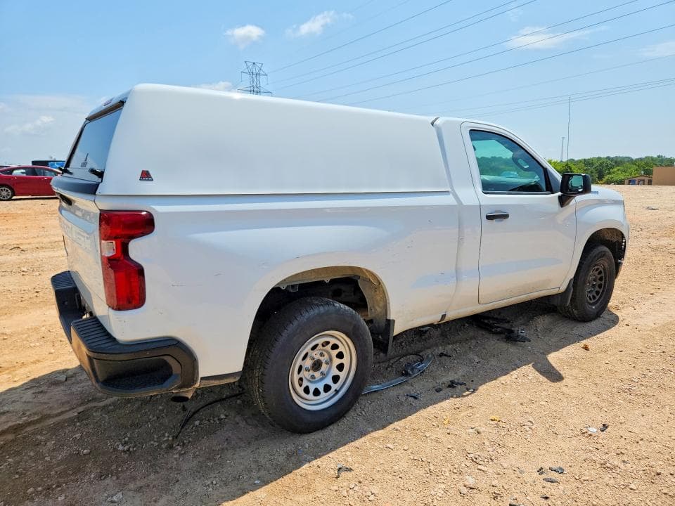 2023 CHEVROLET SILVERADO C1500 3