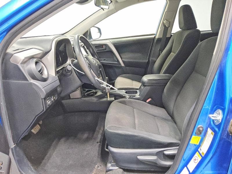 2018 TOYOTA RAV4 LE 7