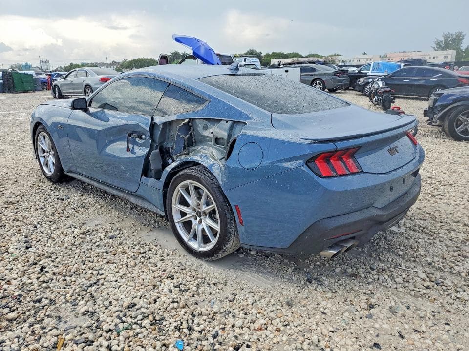 2024 FORD MUSTANG GT 2