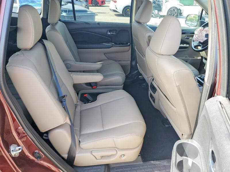 2019 HONDA PILOT TOURING 11