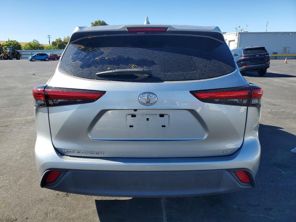 2021 TOYOTA HIGHLANDER LE 6