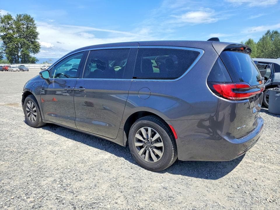 2023 CHRYSLER PACIFICA HYBRID TOURING L 2