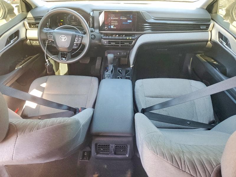 2025 TOYOTA CAMRY LE 8
