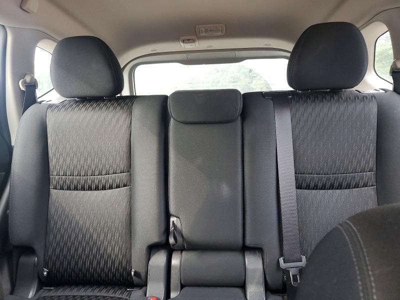 2019 NISSAN ROGUE S 10