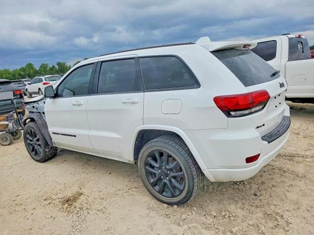 2022 JEEP GRAND CHEROKEE LAREDO E 2