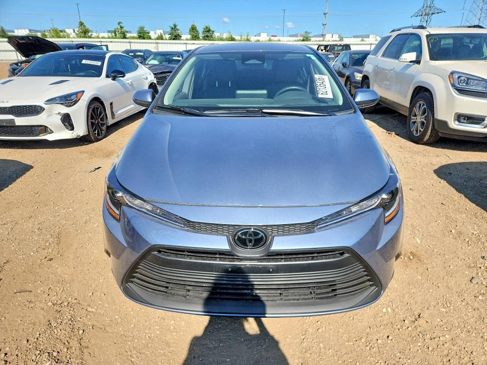 2026 TOYOTA COROLLA LE 5