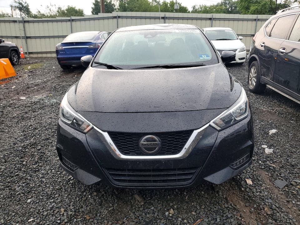 2021 NISSAN VERSA SV 5