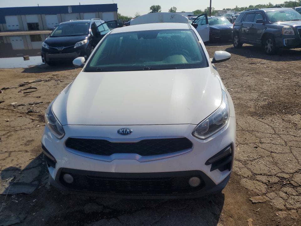 2019 KIA FORTE FE 5