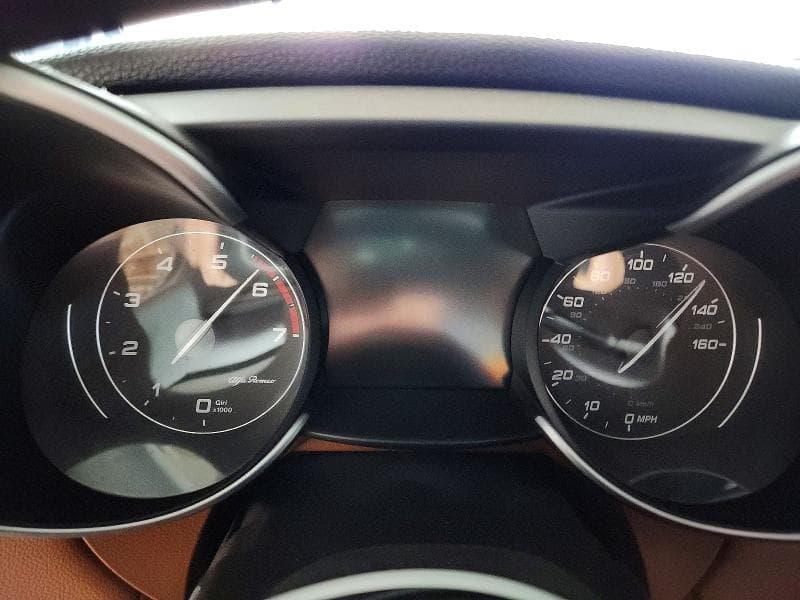 2018 ALFA ROMEO GIULIA TI 9