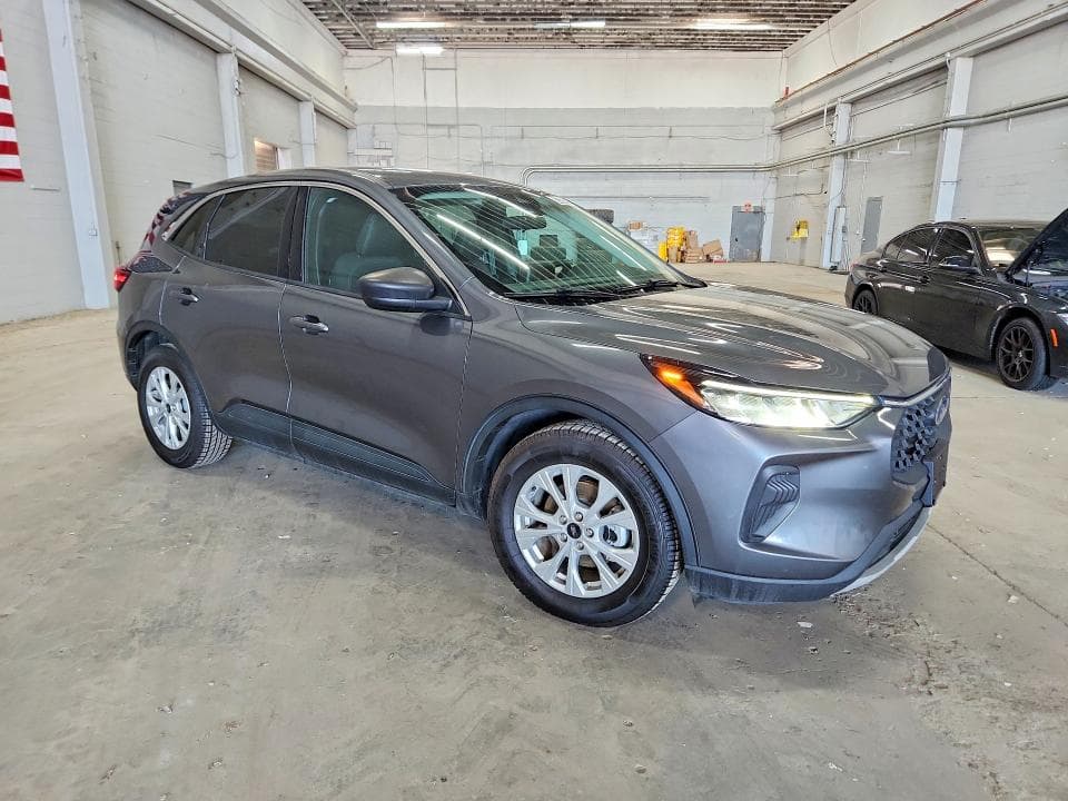 2023 FORD ESCAPE ACTIVE 4