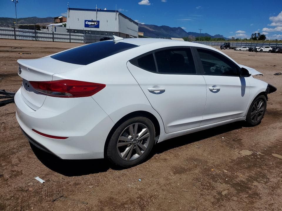 2017 HYUNDAI ELANTRA 3