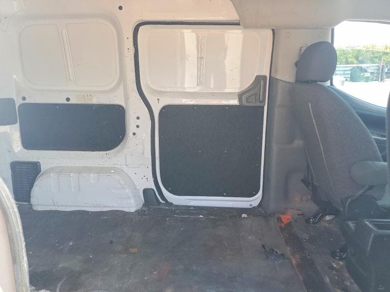 2017 NISSAN NV200 SV 11