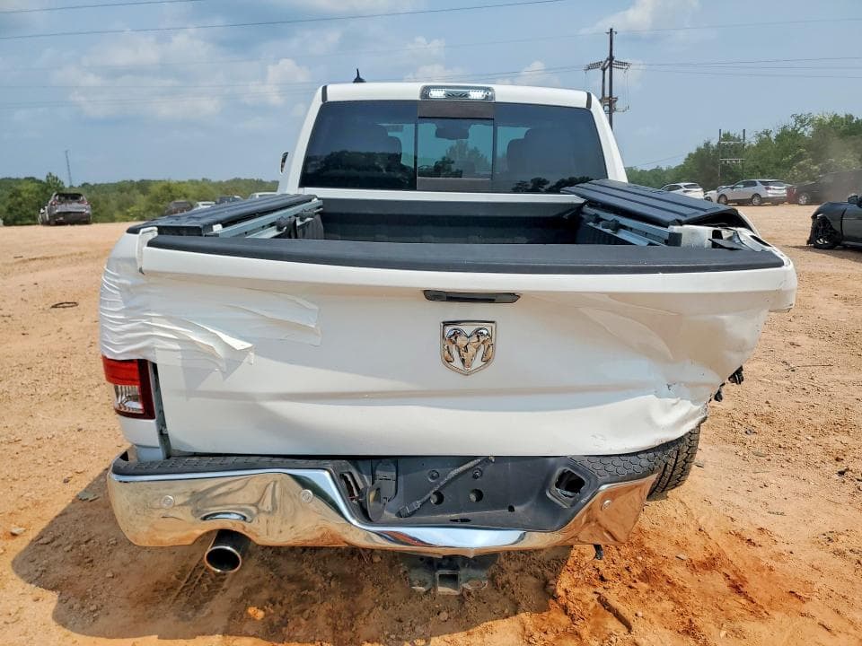 2019 RAM 1500 CLASSIC SLT 6