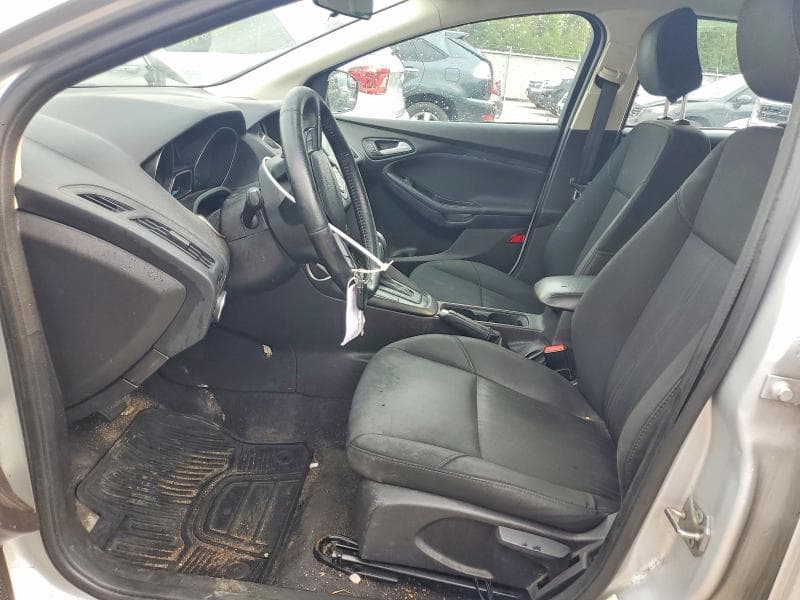 2017 FORD FOCUS SE 7