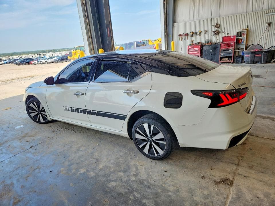 2019 NISSAN ALTIMA SV 2