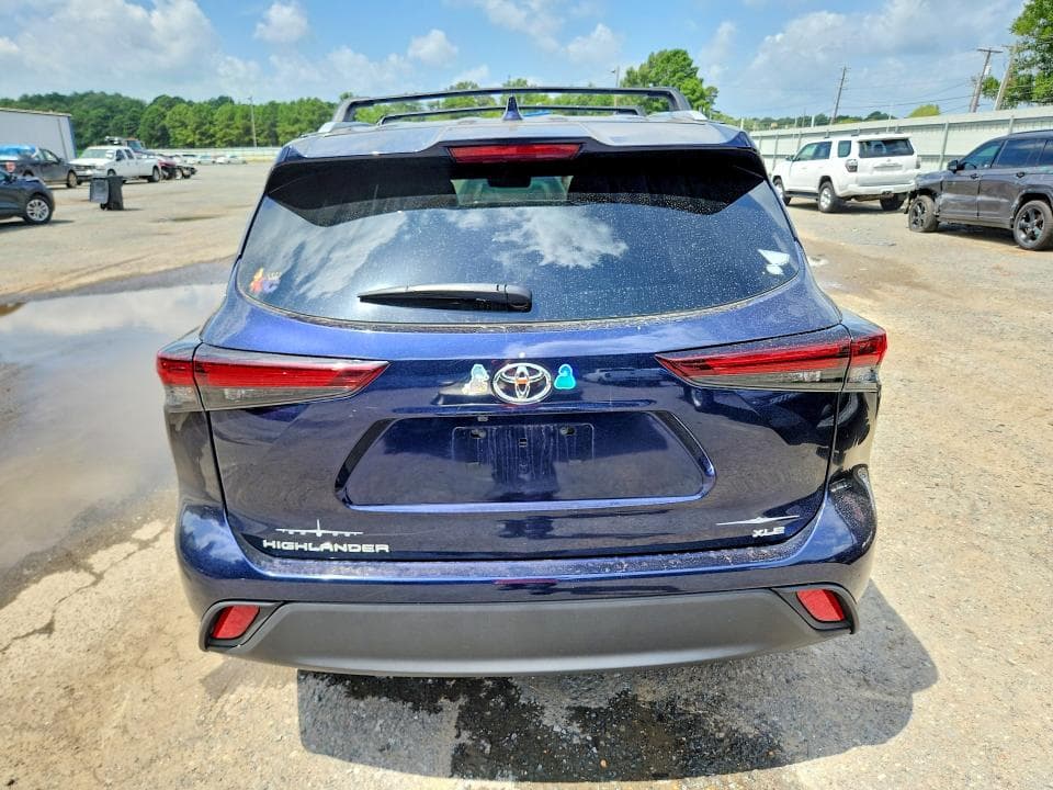 2025 TOYOTA HIGHLANDER XLE 6
