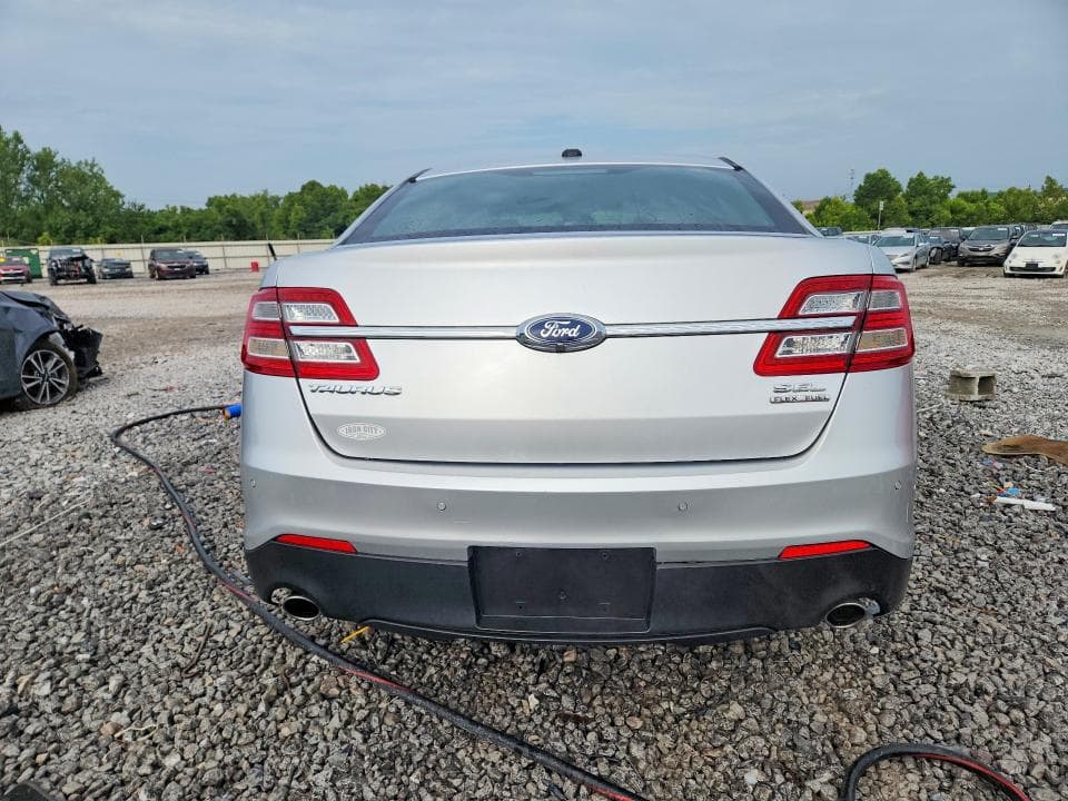 2018 FORD TAURUS SEL 6