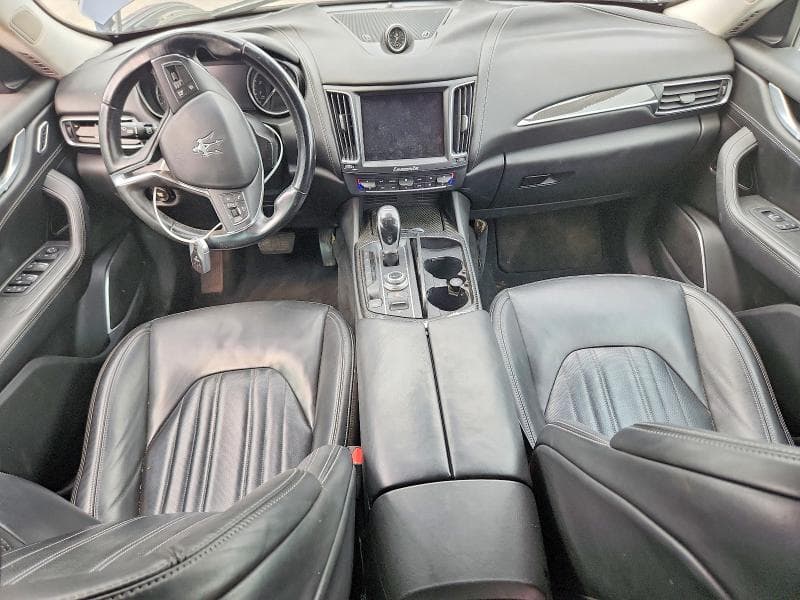 2017 MASERATI LEVANTE LUXURY 8