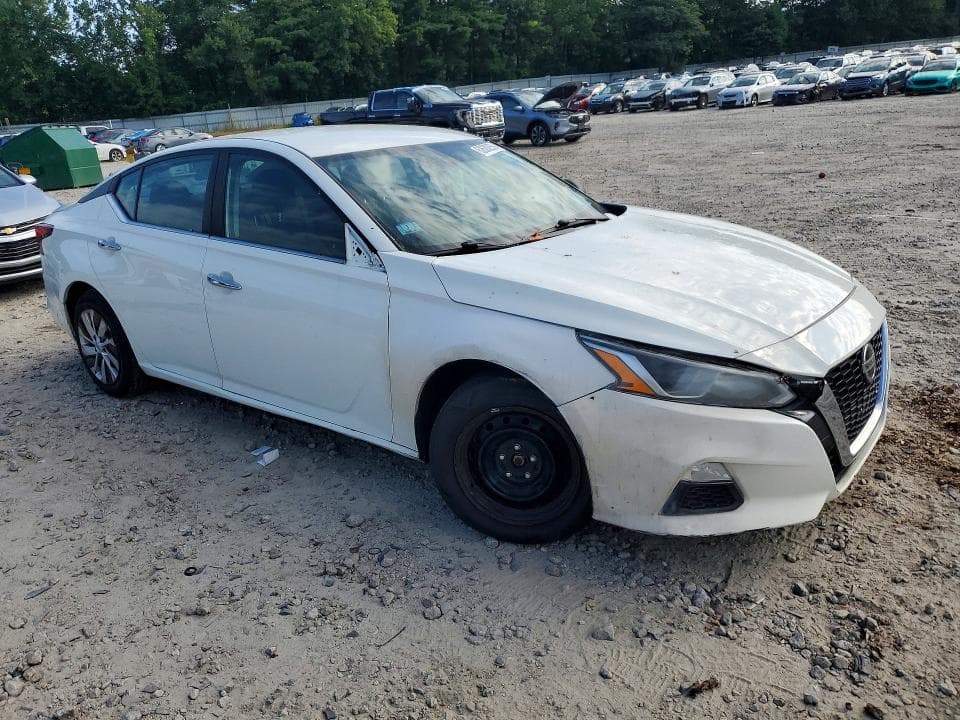 2019 NISSAN ALTIMA S 4
