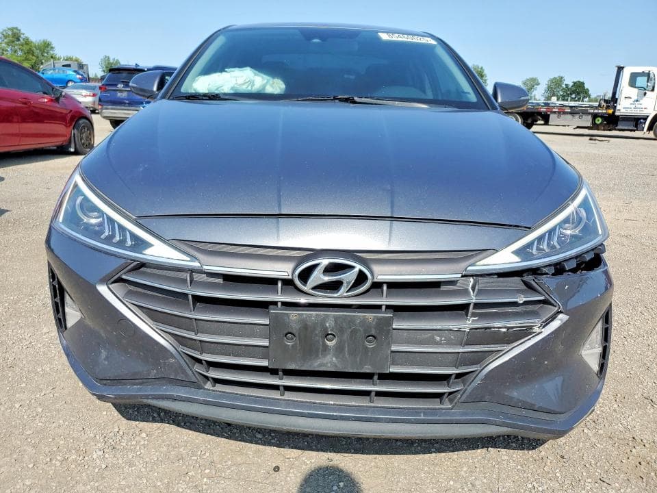 2020 HYUNDAI ELANTRA SEL 5