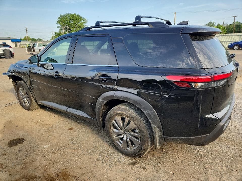2025 NISSAN PATHFINDER SV 2