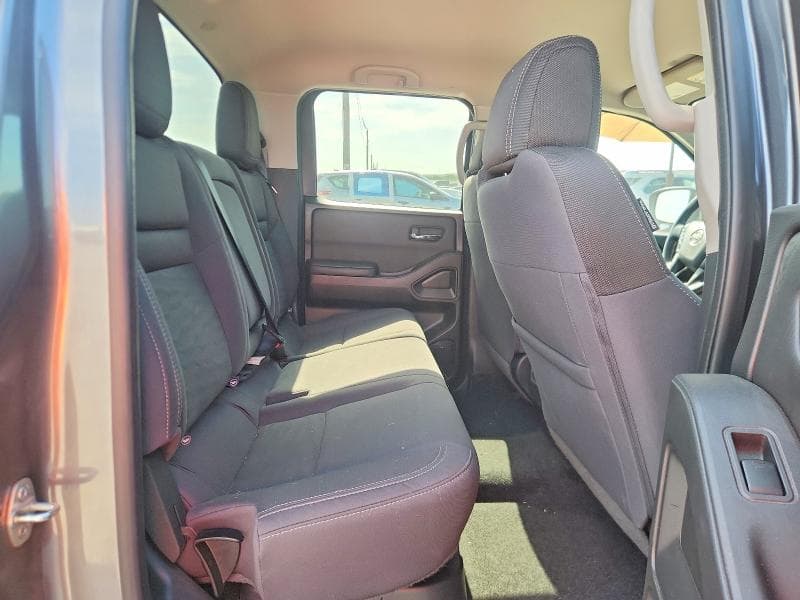 2023 NISSAN FRONTIER SV 10