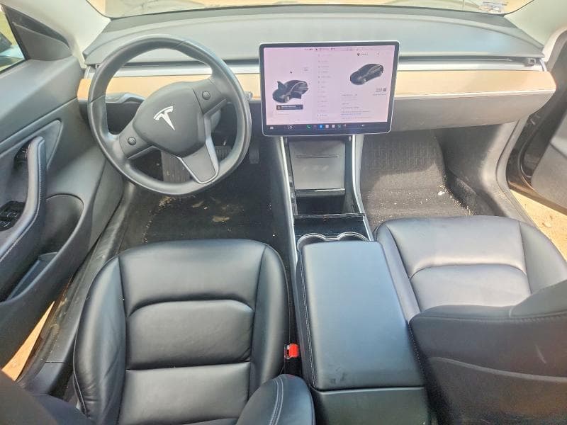 2018 TESLA MODEL 3 8
