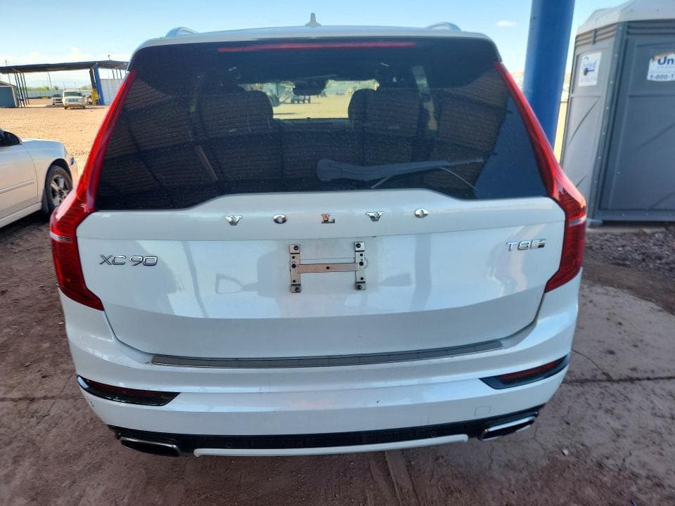 2018 VOLVO XC90 T8 6