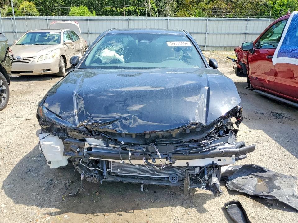 2026 TOYOTA CAMRY SE 5