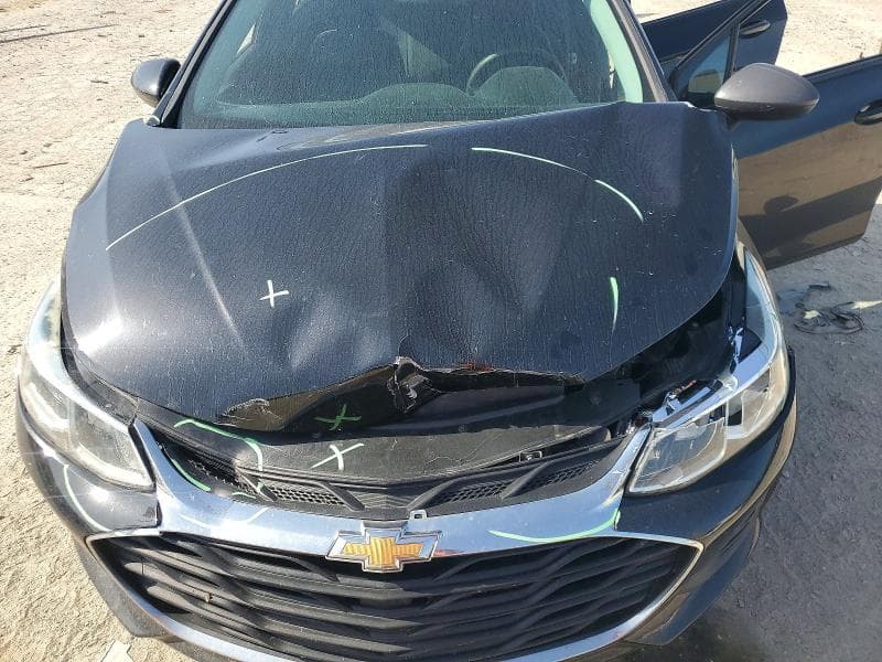 2019 CHEVROLET CRUZE LS 11