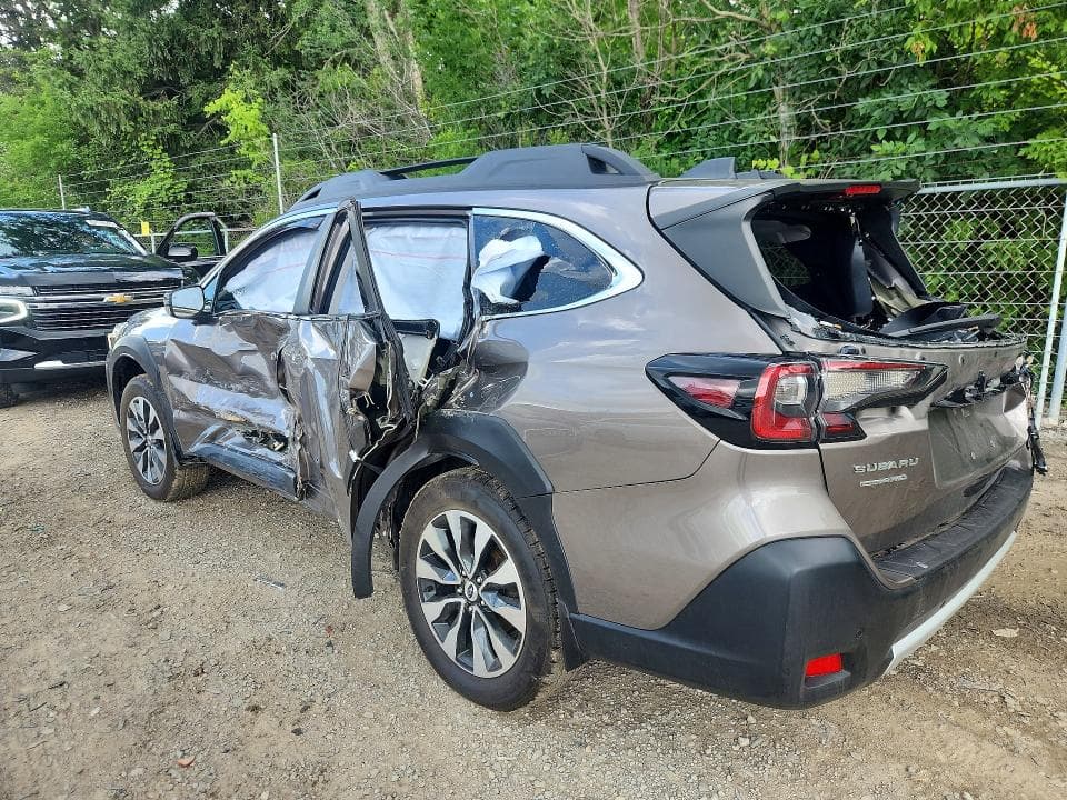 2024 SUBARU OUTBACK LIMITED XT 2