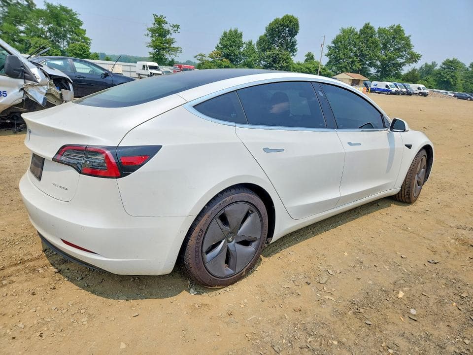 2020 TESLA MODEL 3 3