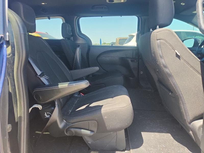 2018 CHRYSLER PACIFICA TOURING PLUS 10