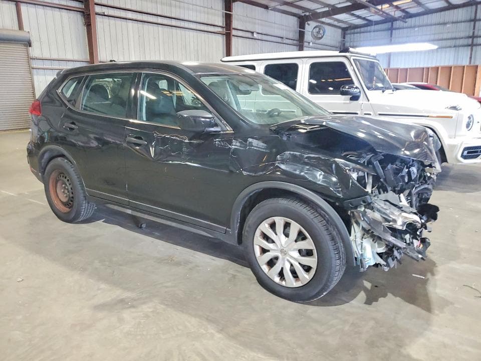 2017 NISSAN ROGUE S 4