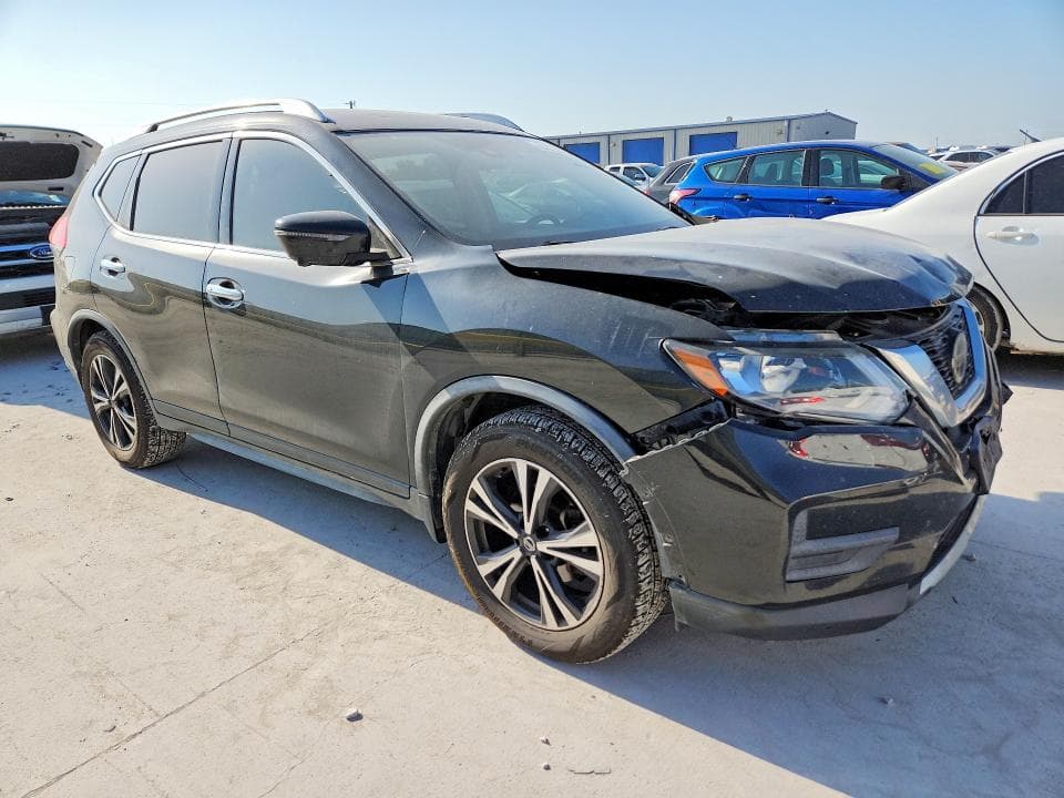 2019 NISSAN ROGUE SV 4