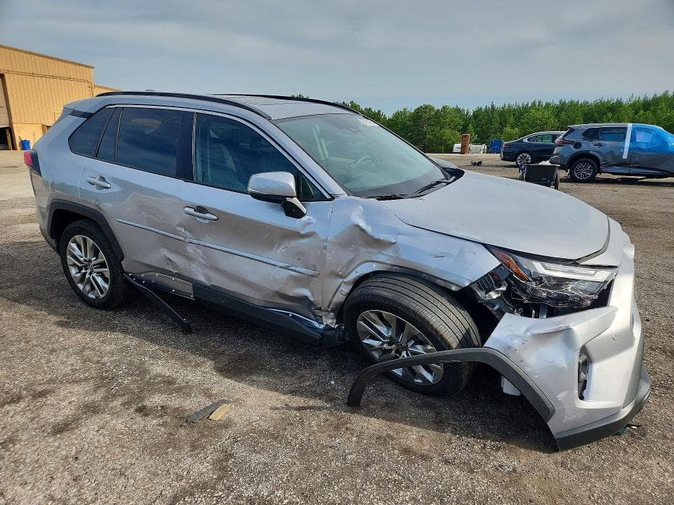 2023 TOYOTA RAV4 XLE PREMIUM 4