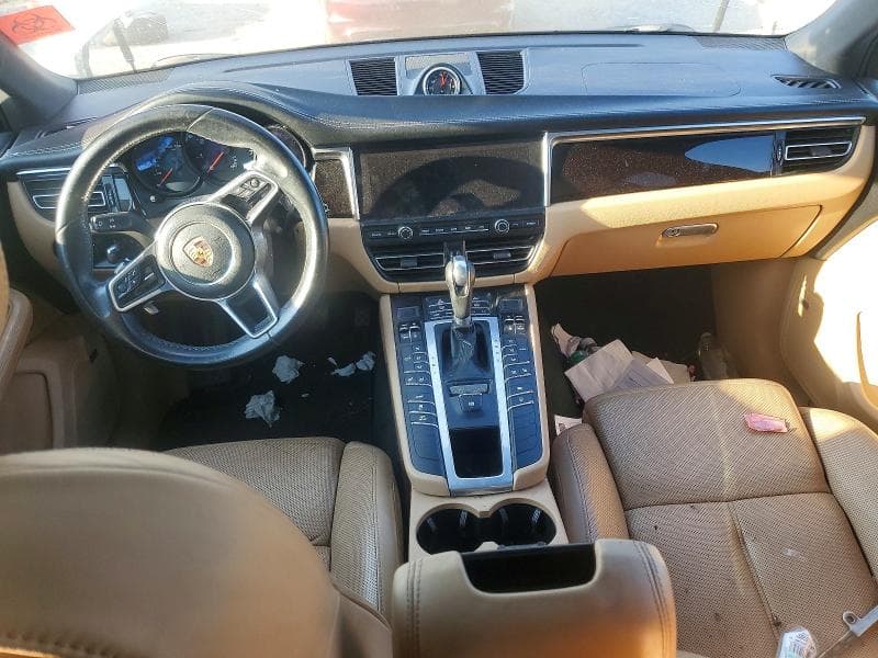 2020 PORSCHE MACAN 8