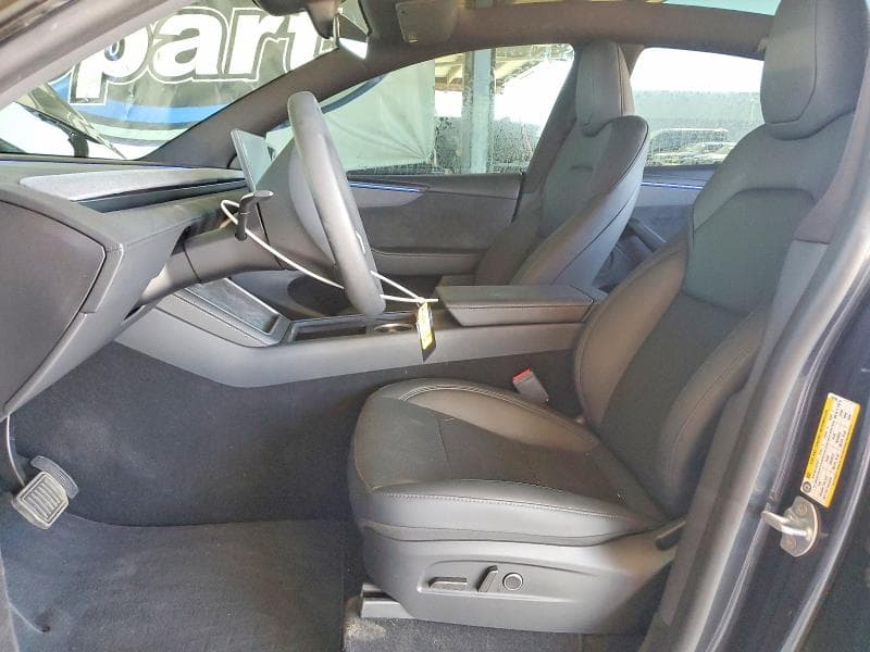 2026 TESLA MODEL Y 7