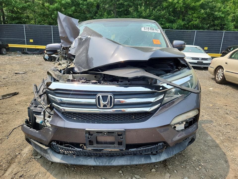 2017 HONDA PILOT EX 5