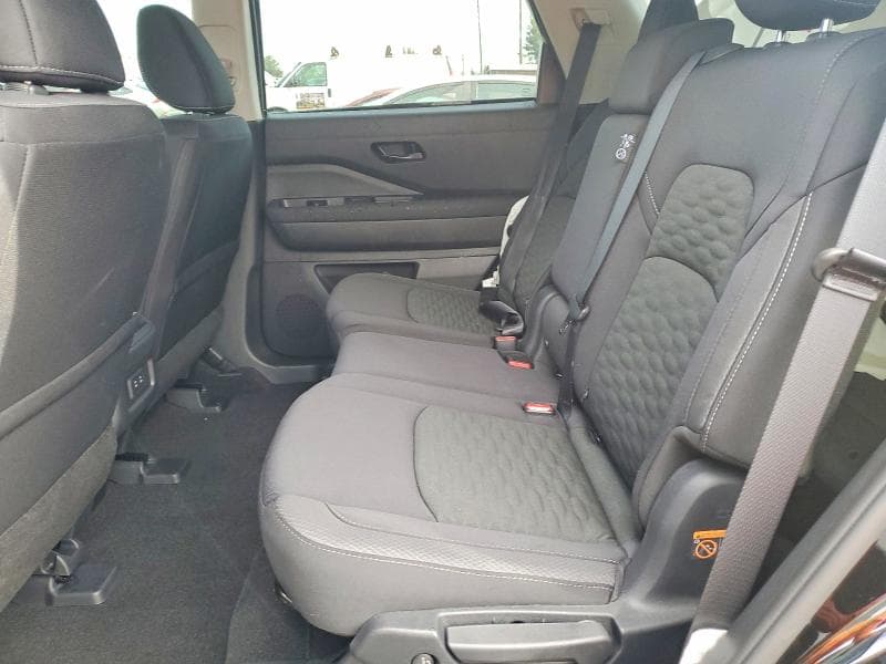 2026 NISSAN PATHFINDER SV 11