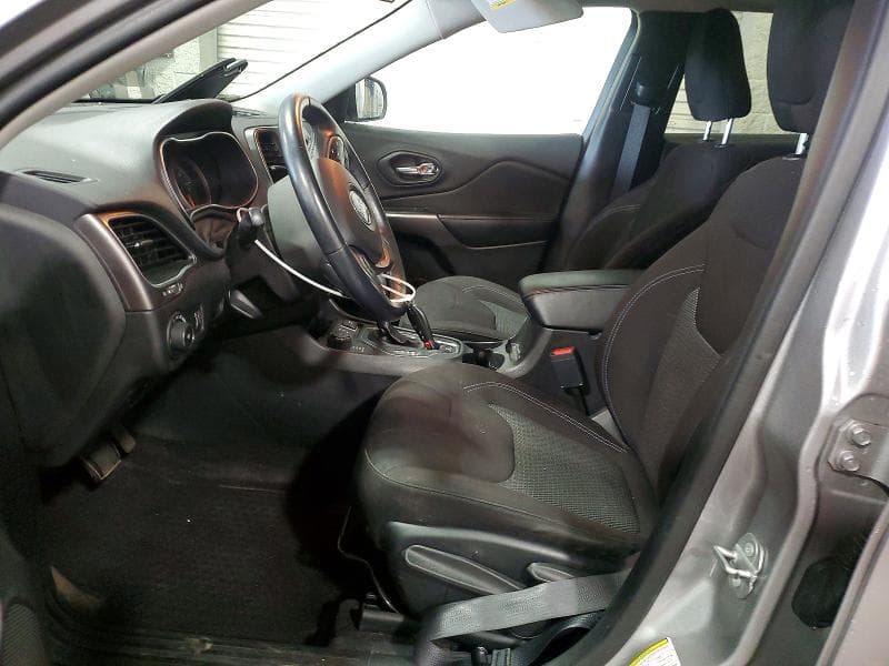 2019 JEEP CHEROKEE LATITUDE 7