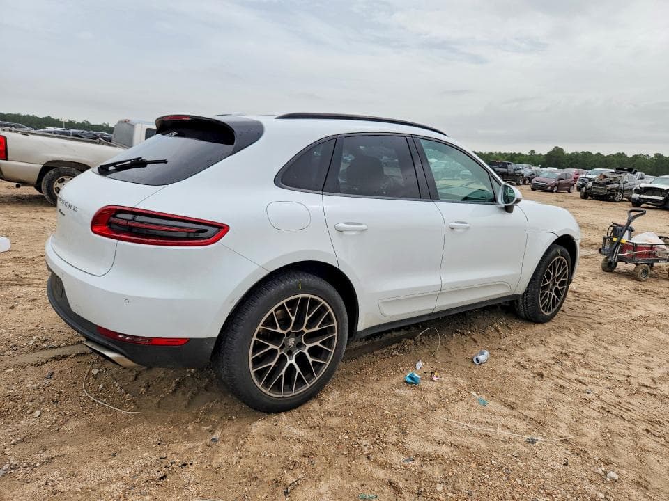 2018 PORSCHE MACAN 3