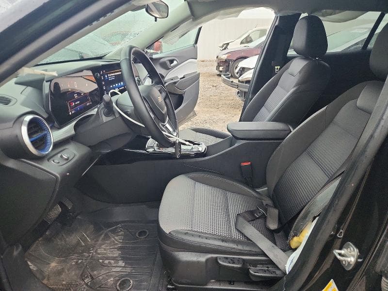 2024 CHEVROLET TRAX 1LT 7
