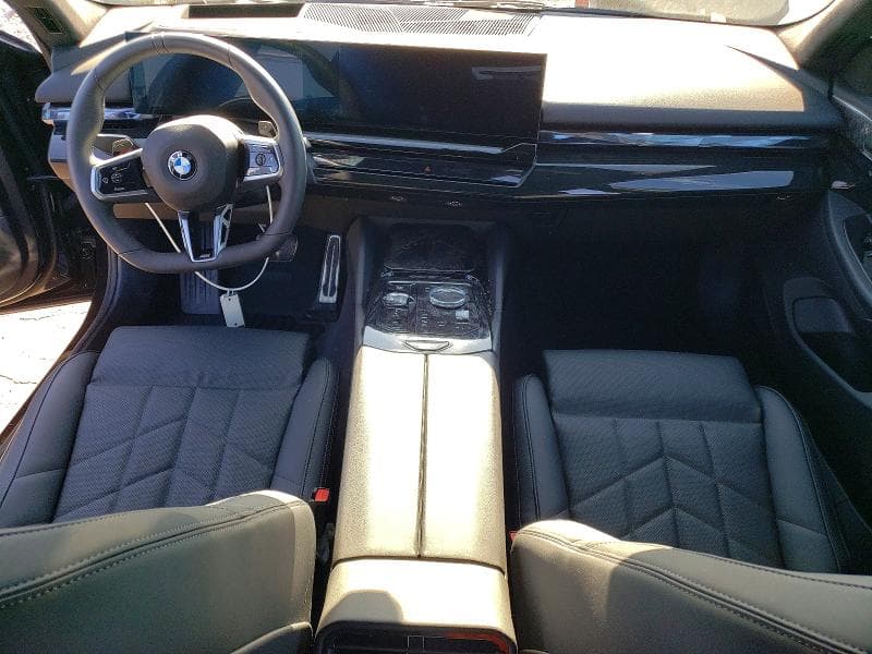 2026 BMW 540 XI 8