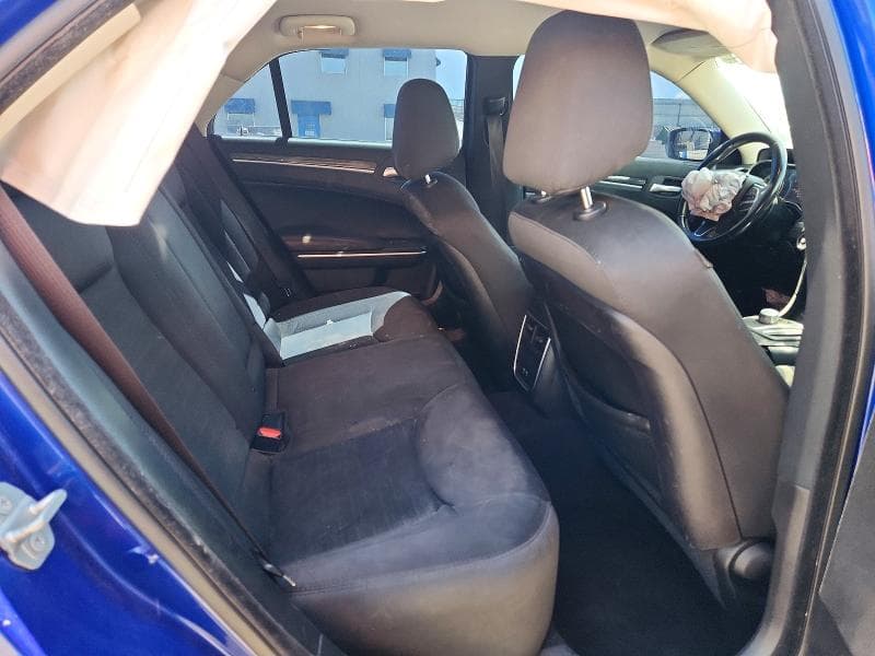 2019 CHRYSLER 300 TOURING 10
